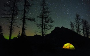 camping-under-the-stars